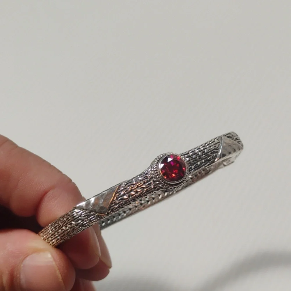 Sarda 925 Sterling Silver Bali Made Bangle Cuff With Brilliant Fire Gemstone - Picture 7 of 9